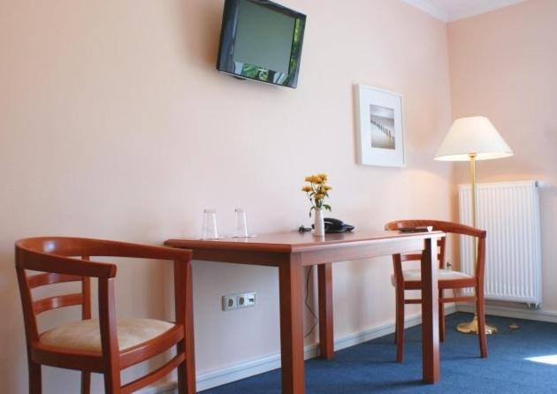 Hotel Pension Bellevue Bad Doberan Ngoại thất bức ảnh